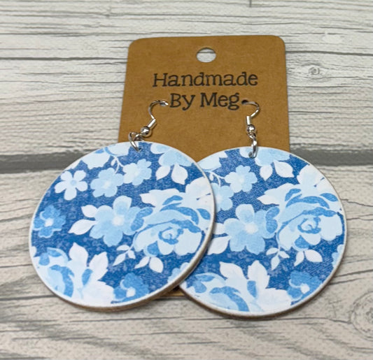 2 inch Blue and White Flowers